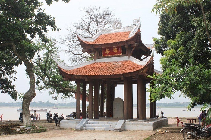 Về đền Chử Đồng Tử Hưng Yên để tìm lại những an yên
