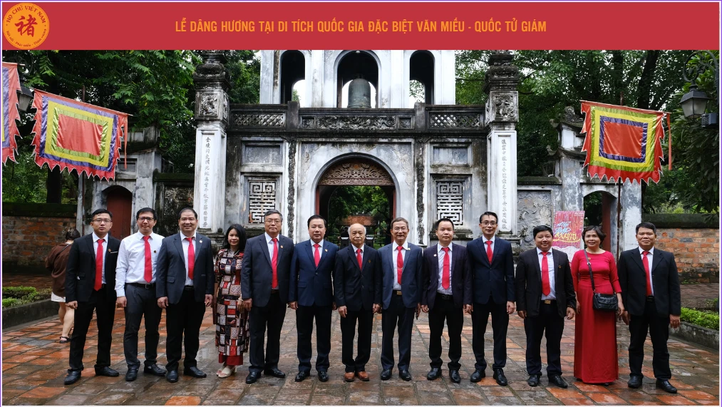 Lễ dâng hương tại Văn Miếu – Quốc Tử Giám